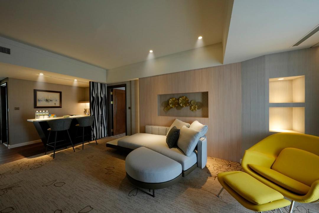 Evergreen Plaza Hotel - Tainan Luaran gambar A suite at The Hari