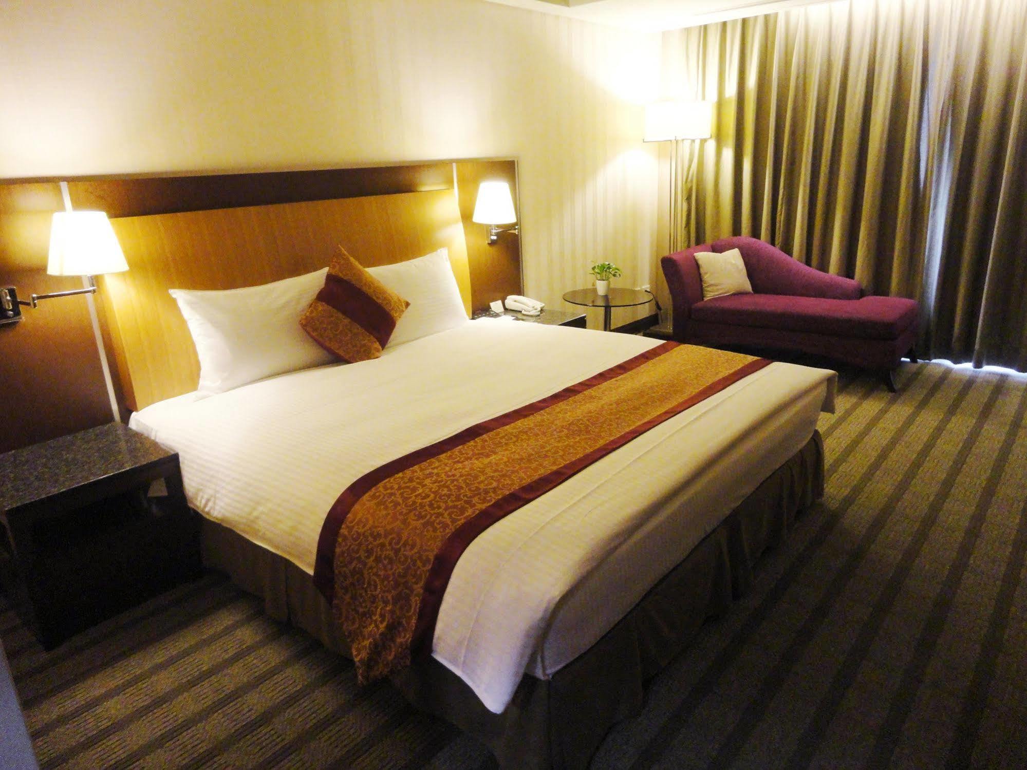 Evergreen Plaza Hotel - Tainan Luaran gambar Deluxe room