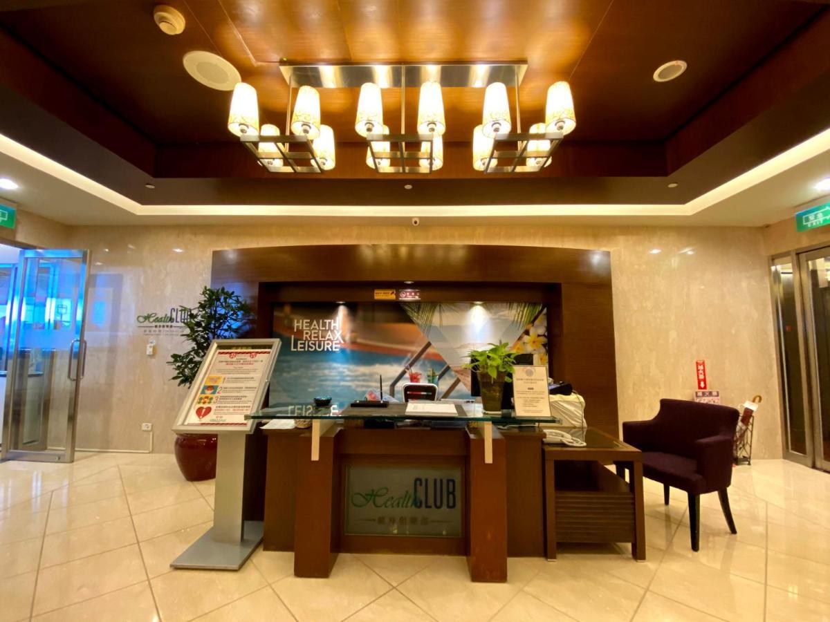 Evergreen Plaza Hotel - Tainan Luaran gambar Reception desk at the club